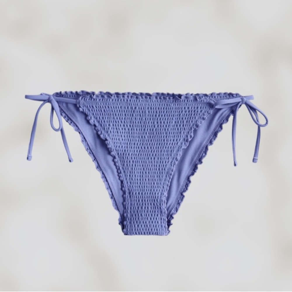 NWT Hollister Women’s Smocked Lettuce Edge Cheeky Bikini Bottom (Multiple Sizes)